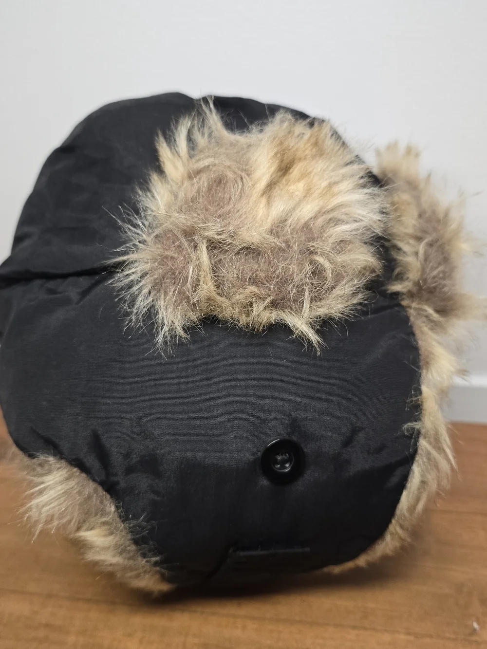 GAP kid's Black Faux-Fur Trapper Hat - 3M Warm Winter Hat